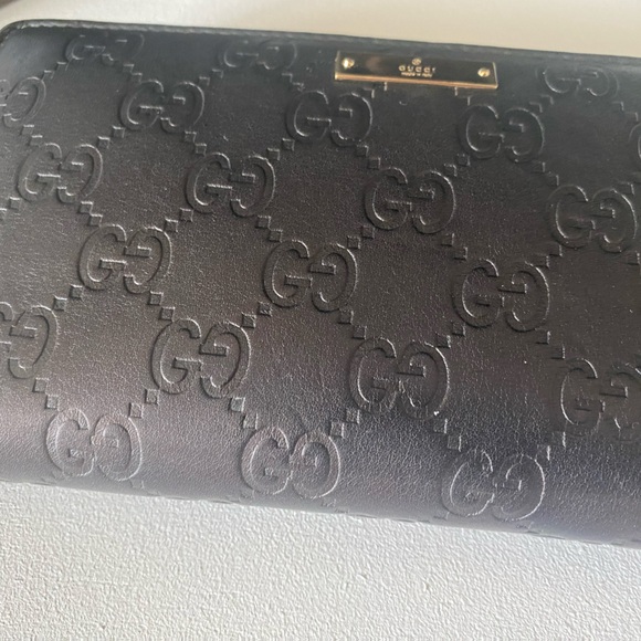 GUCCI black embossed wallet gold zipper - Picture 13 of 17